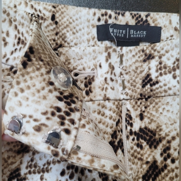 White House Black Market Slim Ankle City Pants Python Print  - Size 2 - Picture 10 of 13